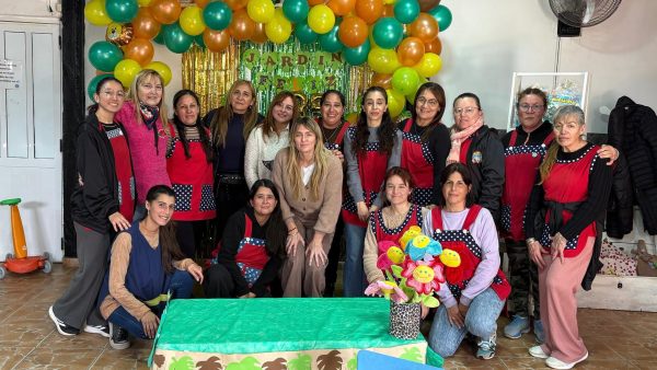 Festejos por los 35 años de los Jardines Maternales San Roque y “Las Abejitas”
