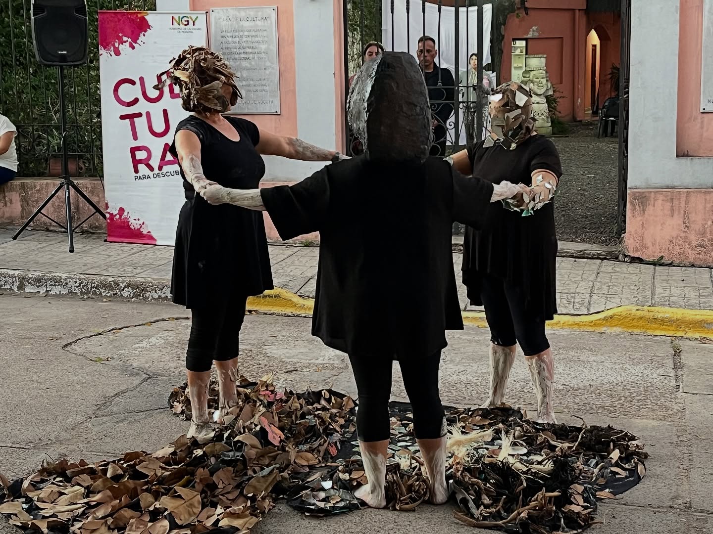 La Muestra “La Ingobernable Belleza del Barro” hizo su Cierre