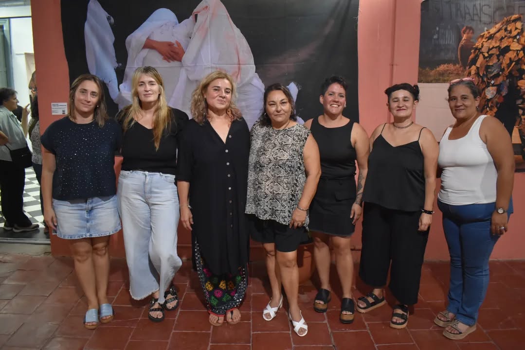 Muestra “La Ingobernable Belleza del Barro”