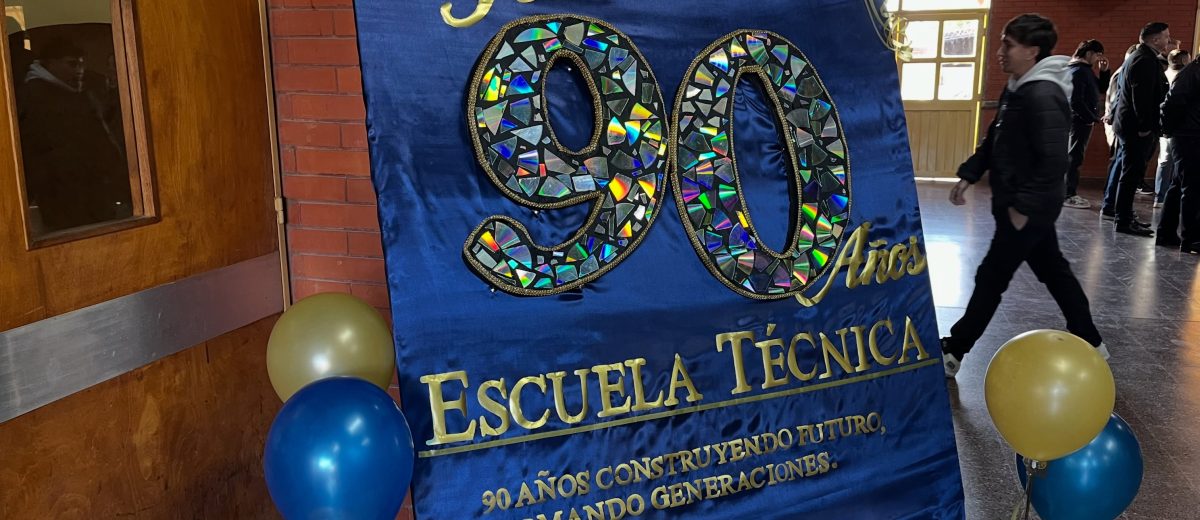 FELICES 90 AÑOS ESCUELA TECNICA