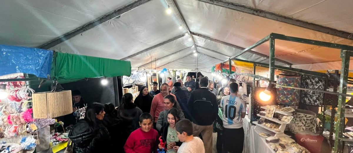 Feria de Artesanos y Emprendedores
