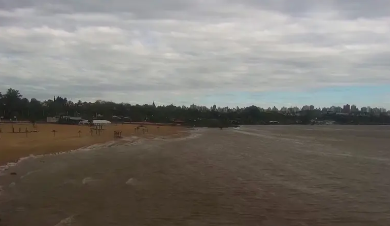 El frío seguirá durante la semana, pero anticipan un cambio de tiempo con lluvias