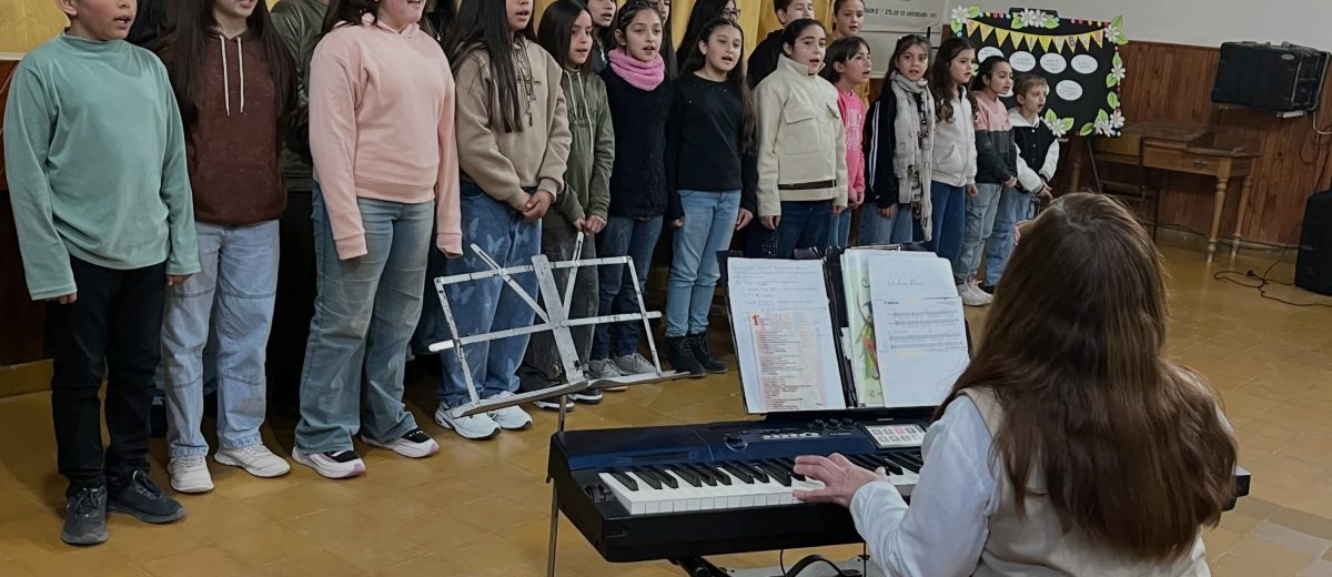 Se realizó el Primer Encuentro Coral de Niños