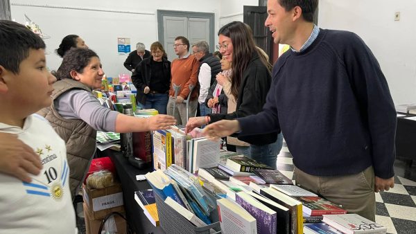 Se inauguró la Primera Feria del Libro de Nogoyá